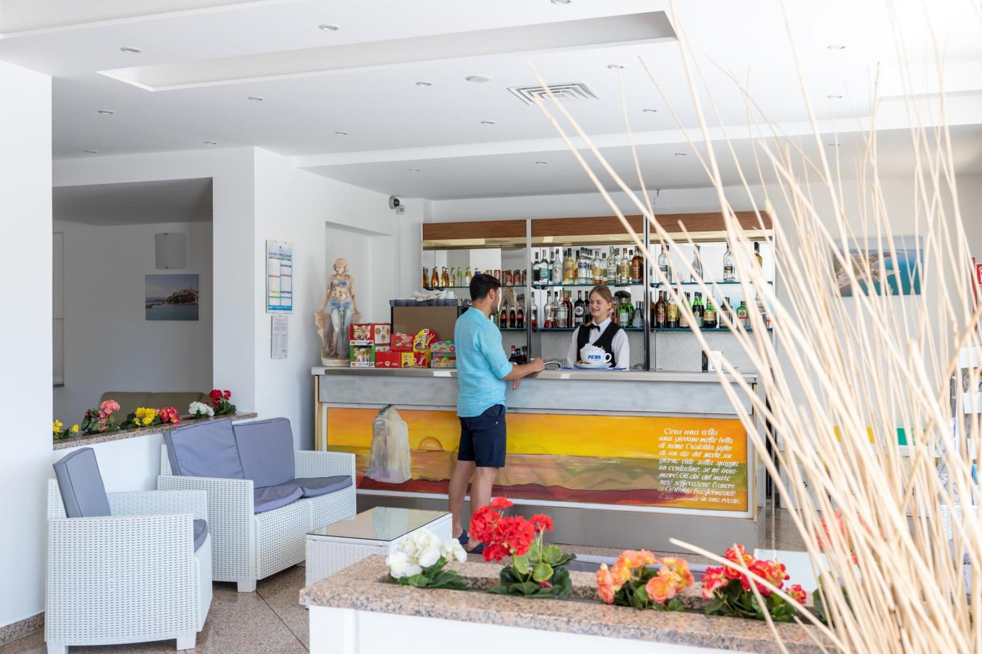 Hotel Cristalda Βιέστε Εξωτερικό φωτογραφία